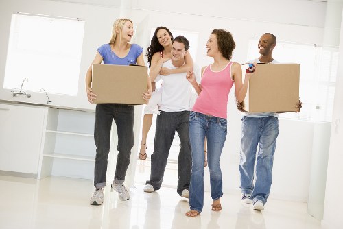 Local movers helping with a Mortlake home relocation