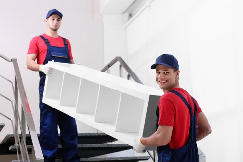 Mortlake removals van handling access and parking challenges