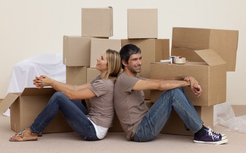 Packing and loading support for a Mortlake house move