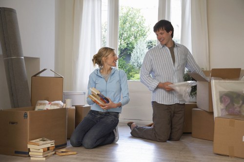 Local moving help for flats and homes near Mortlake